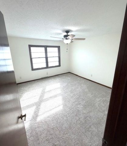 2627 Bret Ave, Salina, KS 67401