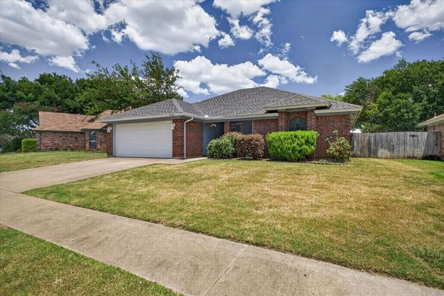 7728 Partridge Drive, Watauga, TX 76148