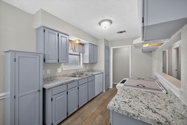 7728 Partridge Drive, Watauga, TX 76148