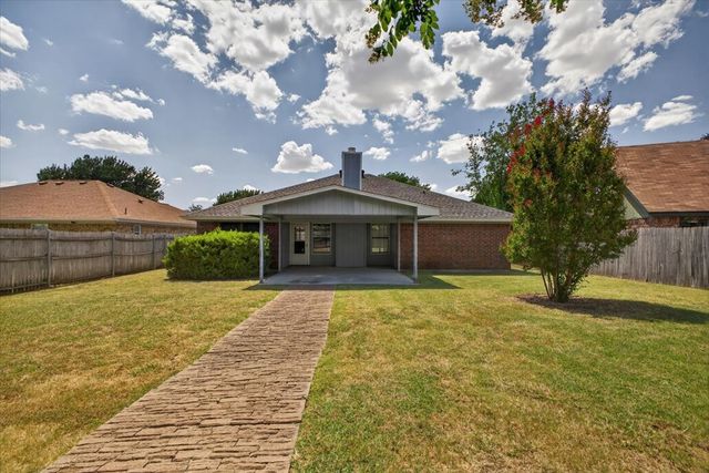 7728 Partridge Drive, Watauga, TX 76148