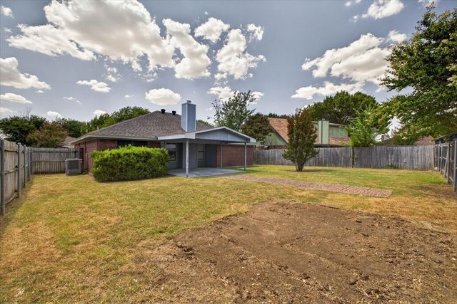 7728 Partridge Drive, Watauga, TX 76148