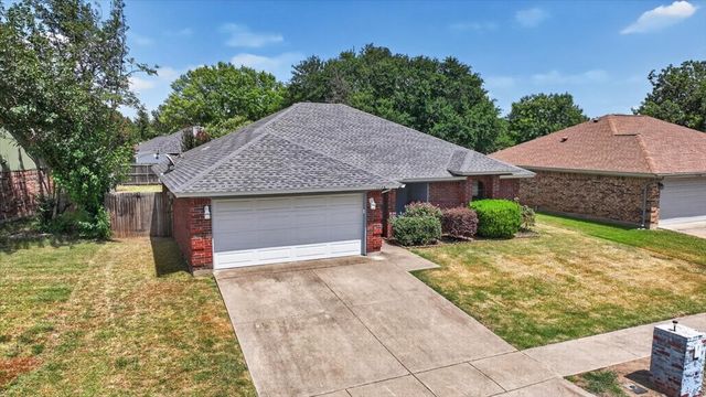 7728 Partridge Drive, Watauga, TX 76148