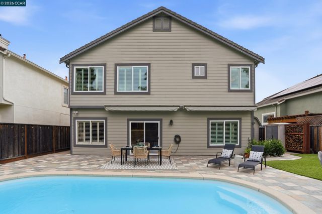 112 Mont St Michel Way, Martinez, CA 94553