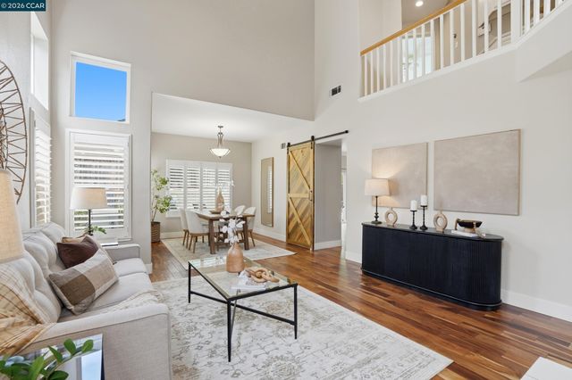 112 Mont St Michel Way, Martinez, CA 94553