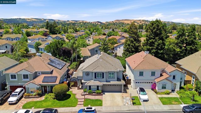112 Mont St Michel Way, Martinez, CA 94553