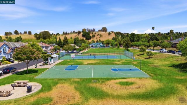 112 Mont St Michel Way, Martinez, CA 94553
