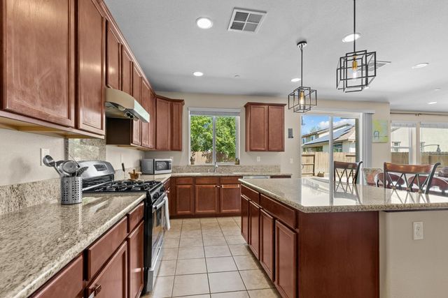 4000 Po River Way, Sacramento, CA 95834