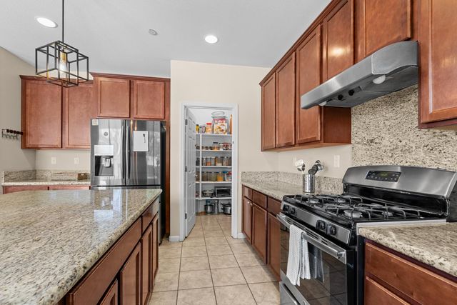 4000 Po River Way, Sacramento, CA 95834