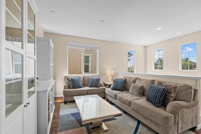 4000 Po River Way, Sacramento, CA 95834