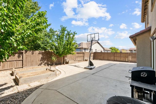 4000 Po River Way, Sacramento, CA 95834