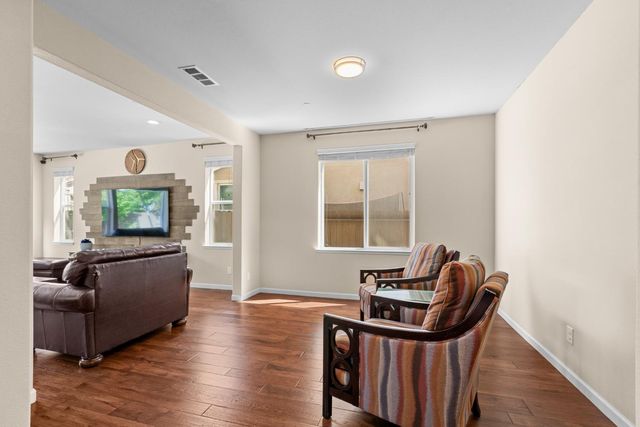 4000 Po River Way, Sacramento, CA 95834