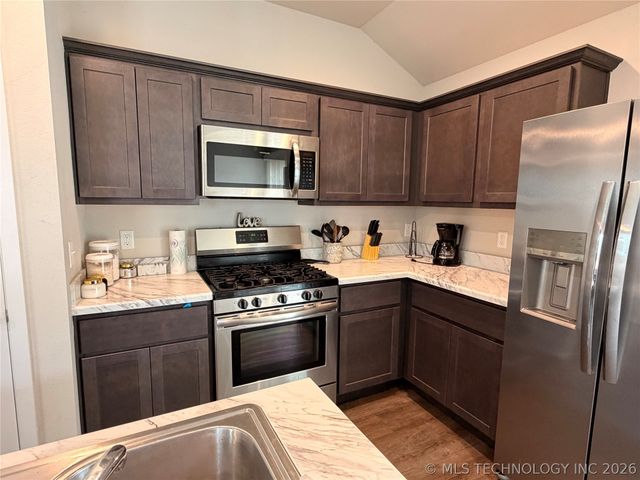 14844 E 38th Street S, Tulsa, OK 74134