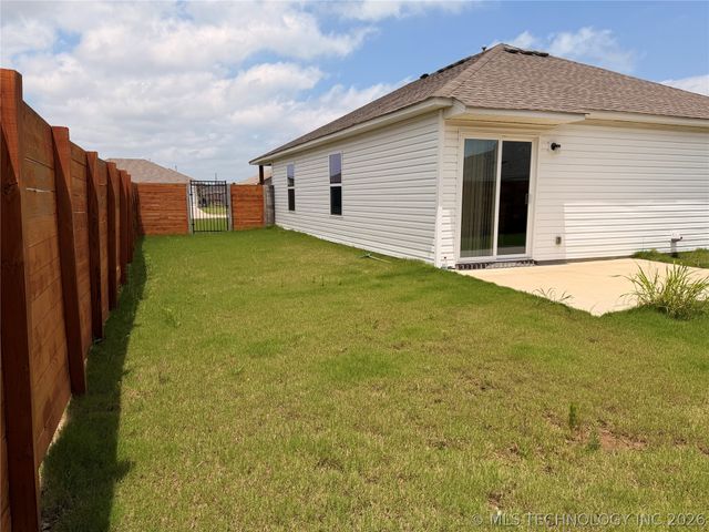 14844 E 38th Street S, Tulsa, OK 74134