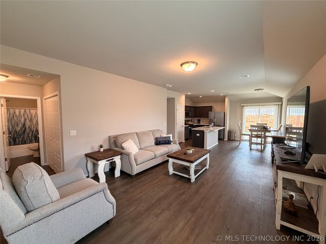 14844 E 38th Street S, Tulsa, OK 74134