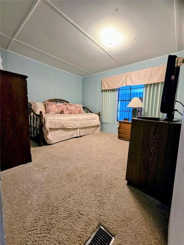 6307 WEALTHY LANE, Zephyrhills, FL 33542