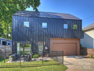 2107 W Trade Street, Charlotte, NC 28216