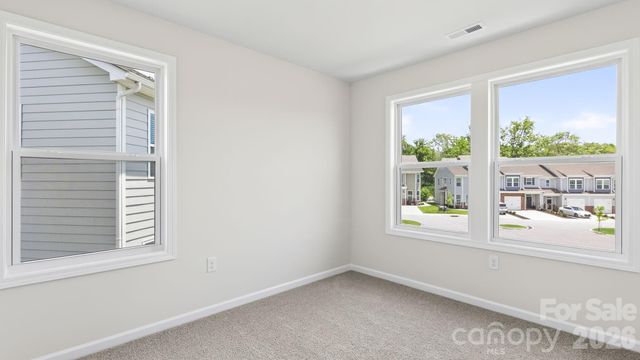 403 Creekview Road, Hendersonville, NC 28792