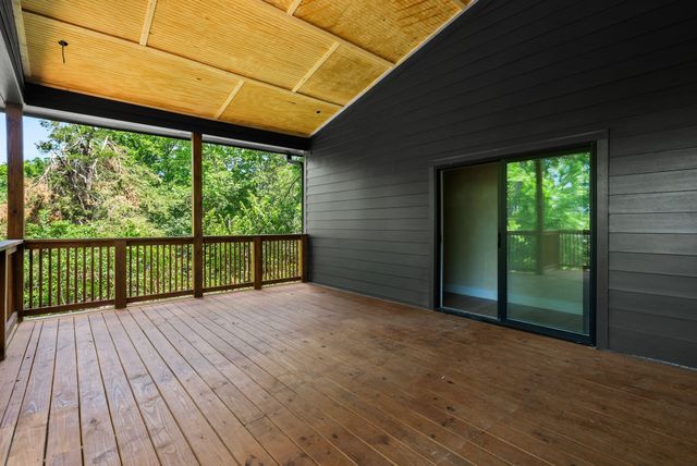 2624 Woodyhill Dr, Nashville, TN 37207