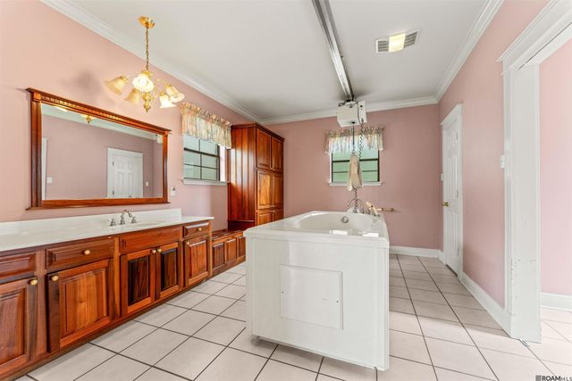 13856 Beaver Bend Rd, Baton Rouge, LA 70818