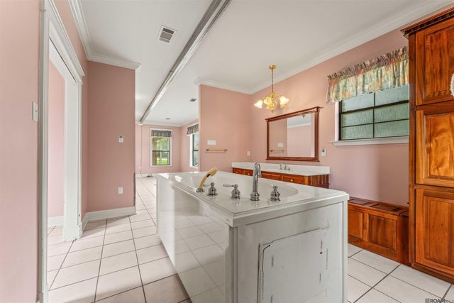 13856 Beaver Bend Rd, Baton Rouge, LA 70818