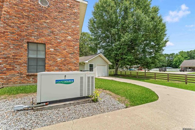 13856 Beaver Bend Rd, Baton Rouge, LA 70818