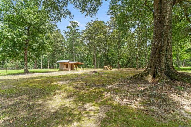 13856 Beaver Bend Rd, Baton Rouge, LA 70818