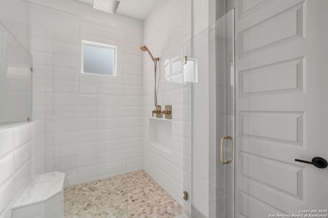 7203 Bluff Run, San Antonio, TX 78257