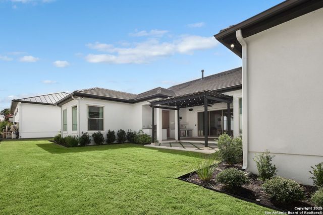 7203 Bluff Run, San Antonio, TX 78257
