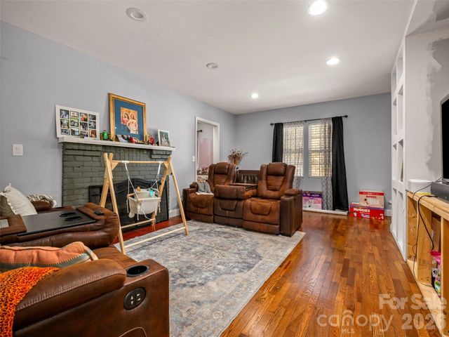 120 E Howard Street, Tryon, NC 28782