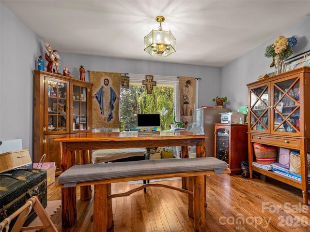 120 E Howard Street, Tryon, NC 28782