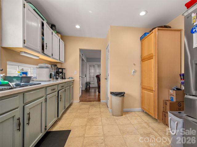 120 E Howard Street, Tryon, NC 28782