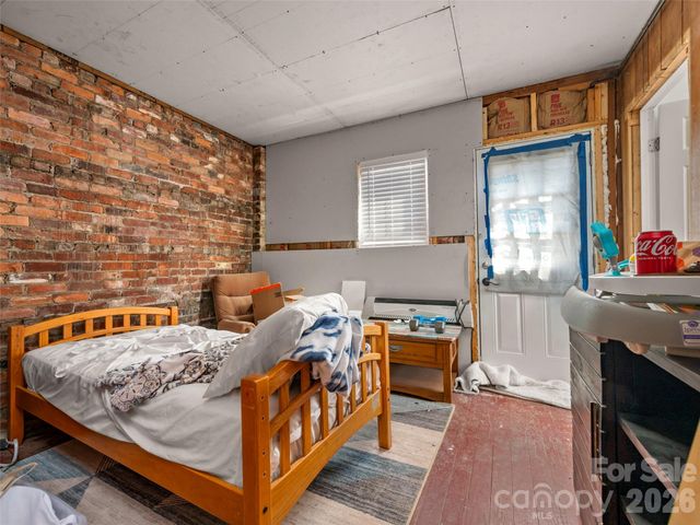 120 E Howard Street, Tryon, NC 28782