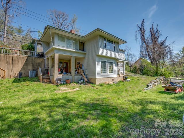 120 E Howard Street, Tryon, NC 28782