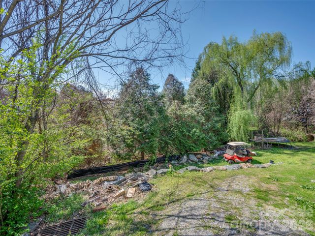 120 E Howard Street, Tryon, NC 28782