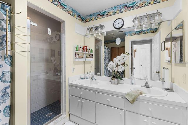 32537 OAK PARK DRIVE, Leesburg, FL 34748