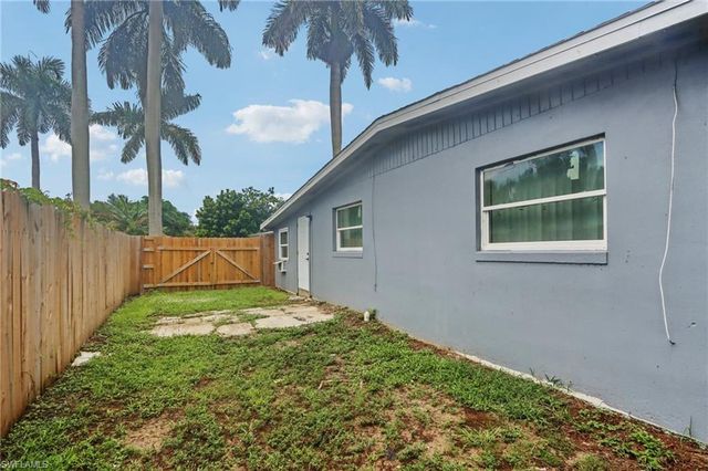 89 Cabana AVE, North Fort Myers, FL 33903
