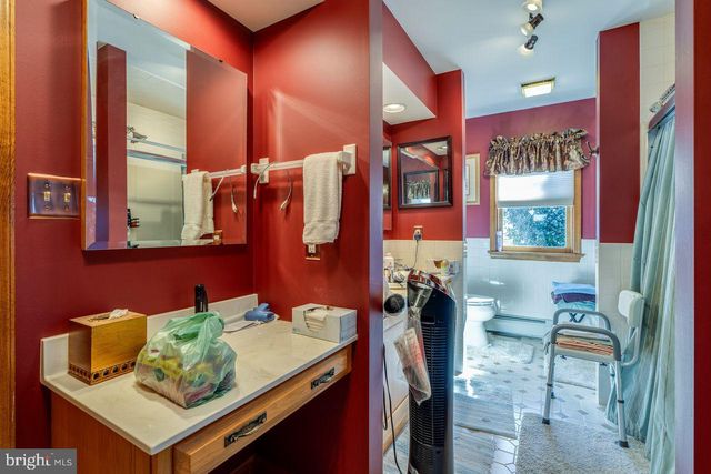 567 SHULTZ RD, Washington Boro, PA 17582