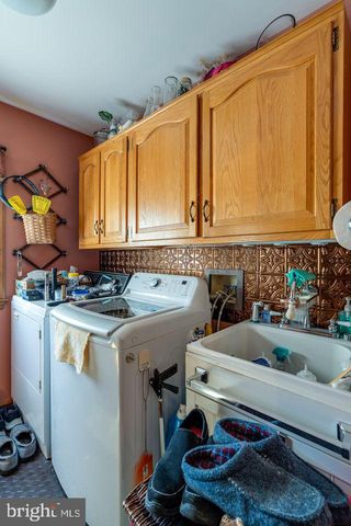 567 SHULTZ RD, Washington Boro, PA 17582