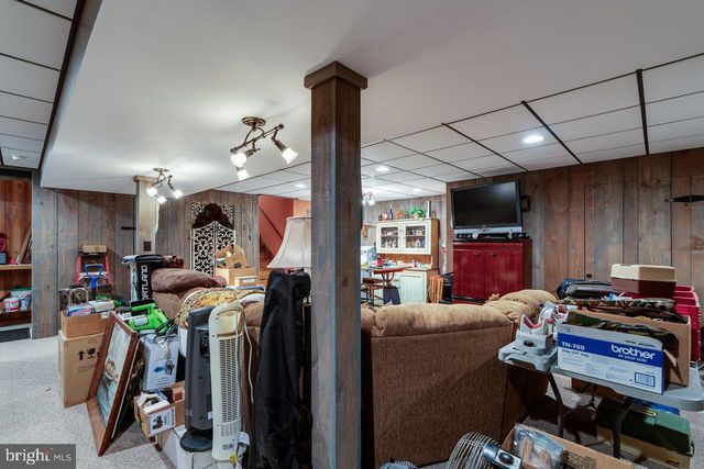 567 SHULTZ RD, Washington Boro, PA 17582