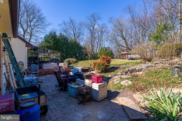 567 SHULTZ RD, Washington Boro, PA 17582