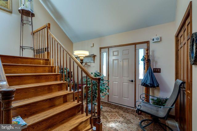 567 SHULTZ RD, Washington Boro, PA 17582