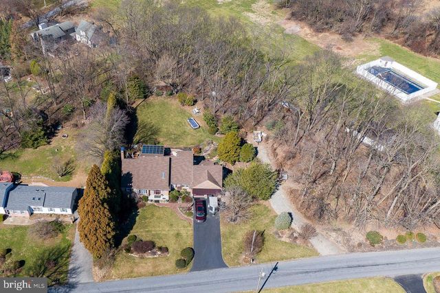 567 SHULTZ RD, Washington Boro, PA 17582