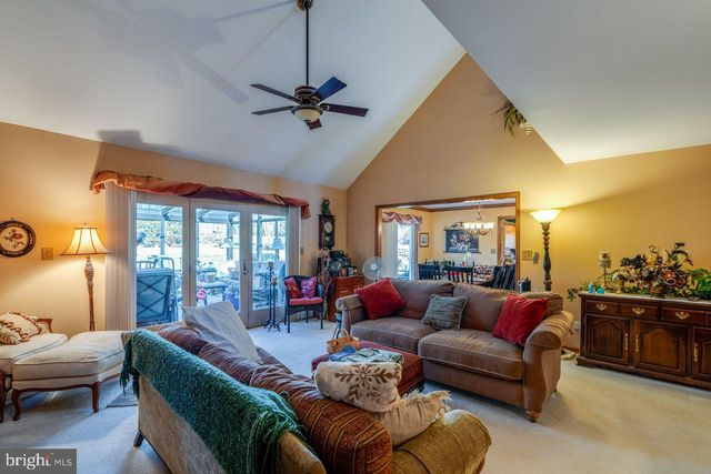 567 SHULTZ RD, Washington Boro, PA 17582