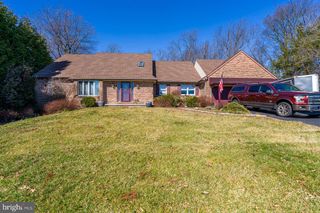567 SHULTZ RD, Washington Boro, PA 17582