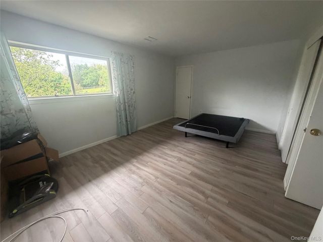 26 Cooper Road 312, Poughkeepsie, NY 12603