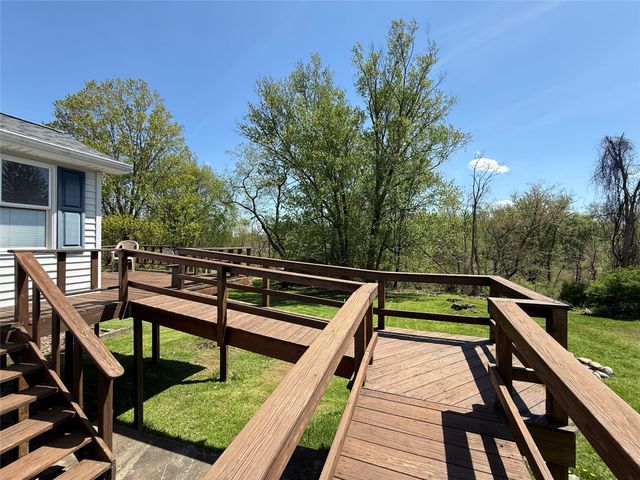 127 W 1ST Street, Waterford, PA 16441