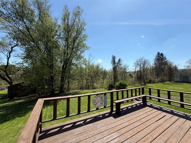 127 W 1ST Street, Waterford, PA 16441