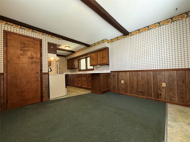127 W 1ST Street, Waterford, PA 16441
