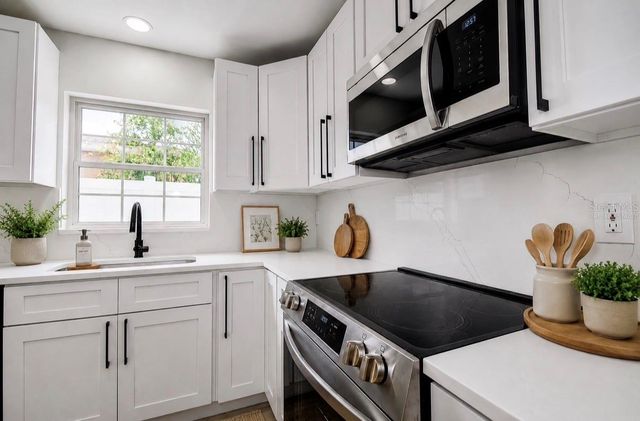 11346 62ND STREET N, Pinellas Park, FL 33782
