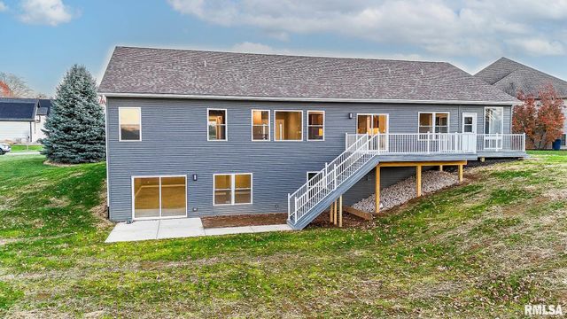 1621 GRANDLAKE Court, Pekin, IL 61554